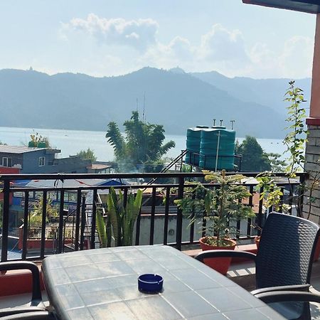 Golden Lake Pokhara Exterior foto