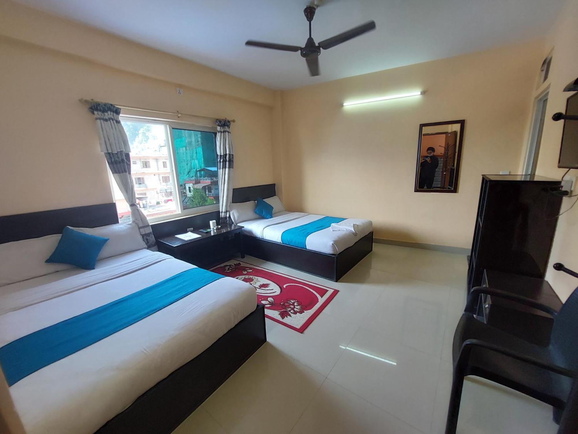 Golden Lake Pokhara Exterior foto